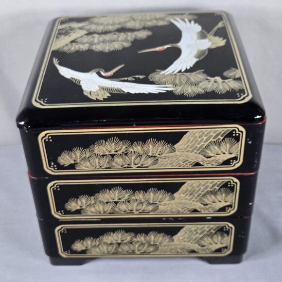 Japanese Lacquer Style Jubako Box Set Square 3 Tier Cranes Pine Black Red - Picture 4 of 7